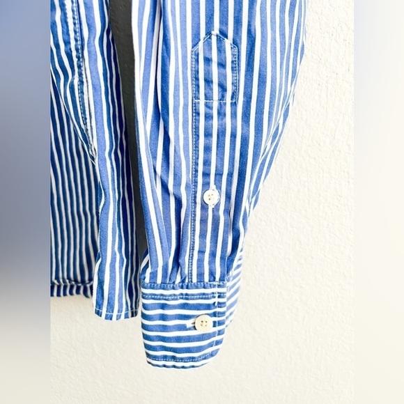 American Eagle Blue and White Stripped Button Down - Picture 3 of 6